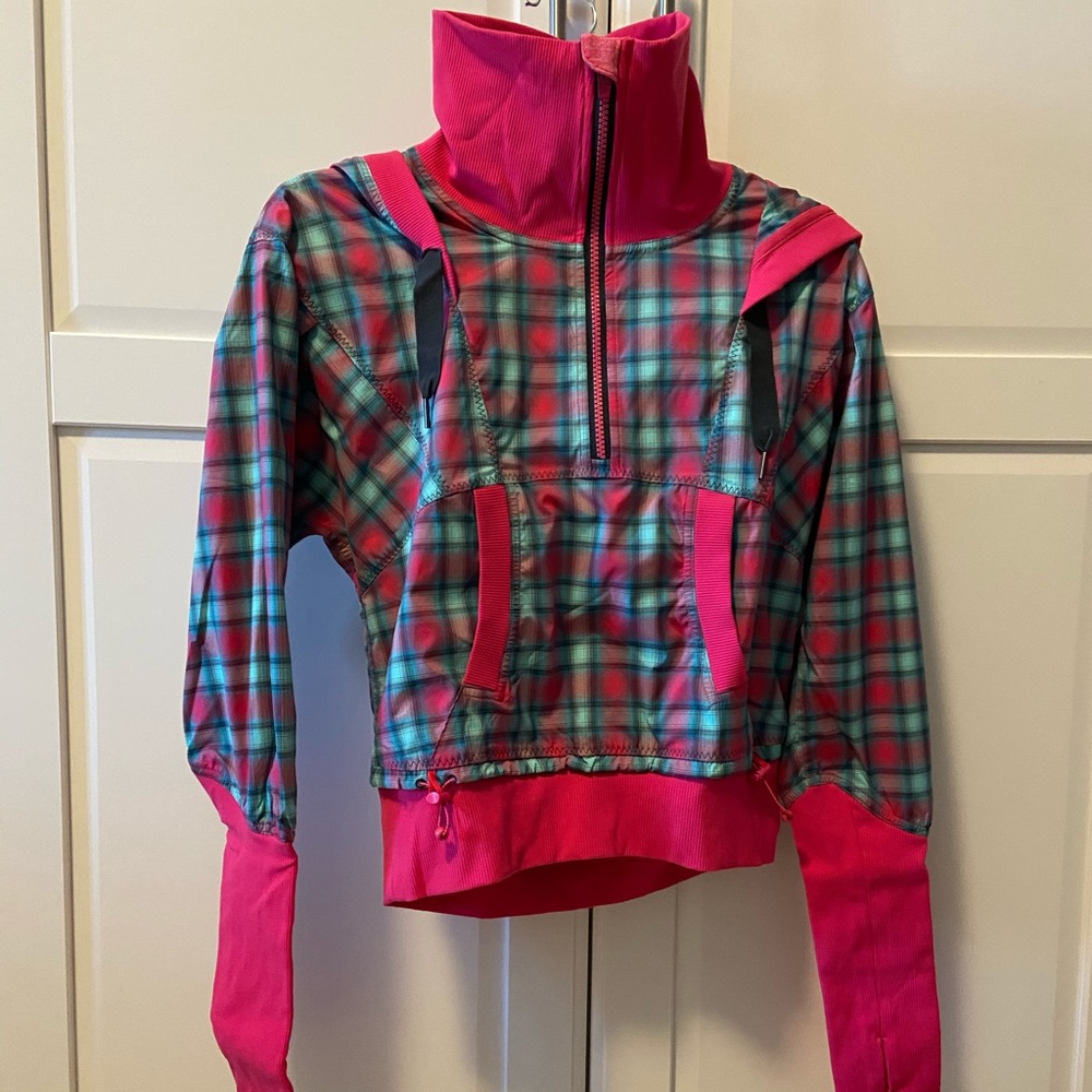 Lululemon running jacket.